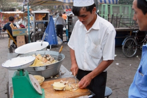 杂碎（ゾースイ）を売る男性