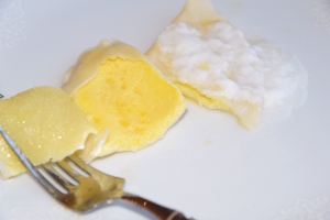 Ýumurtgaly Börek（ユムルトガリブレック）